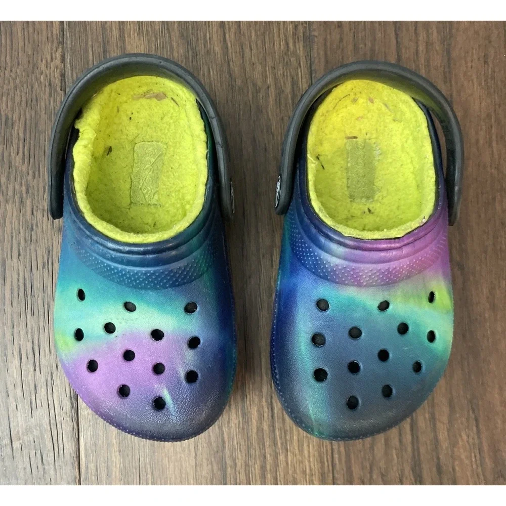 Crocs Kids Classic Tie-Dye Northern Lights Lined Clog Toddler C7 Multicolor